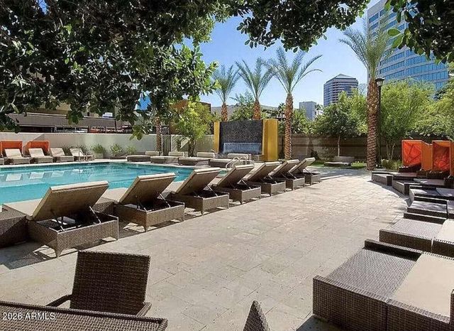 1 E LEXINGTON Avenue 1004, Phoenix, AZ 85012