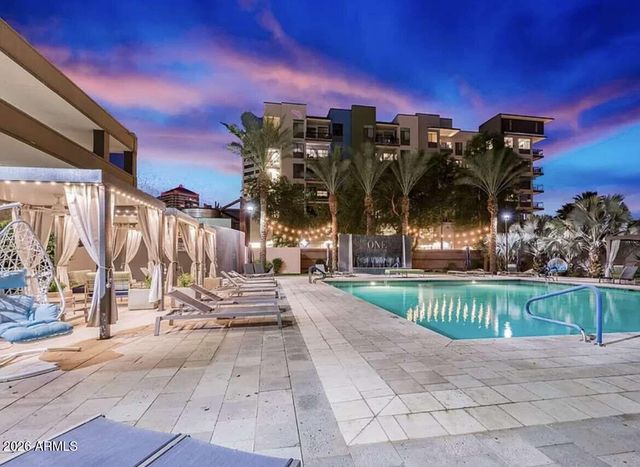 1 E LEXINGTON Avenue 1004, Phoenix, AZ 85012