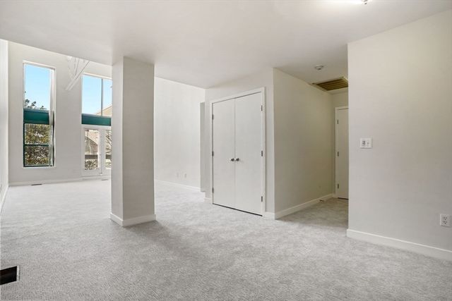 71 Fulkerson St 210, Cambridge, MA 02141