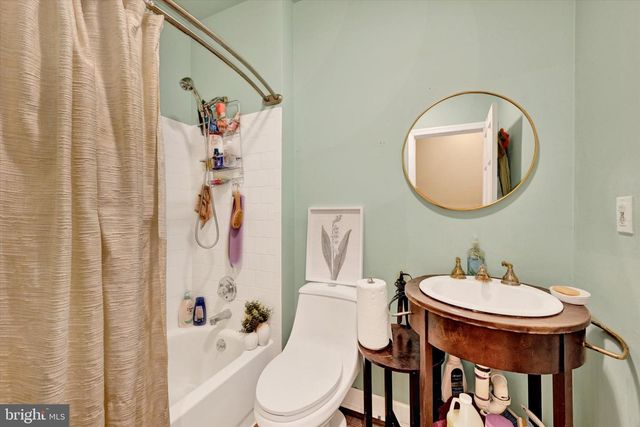 2072 LINDEN AVE, Baltimore, MD 21217