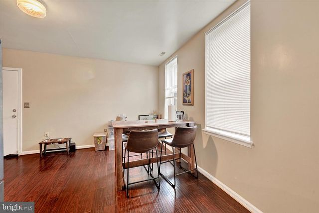 2072 LINDEN AVE, Baltimore, MD 21217