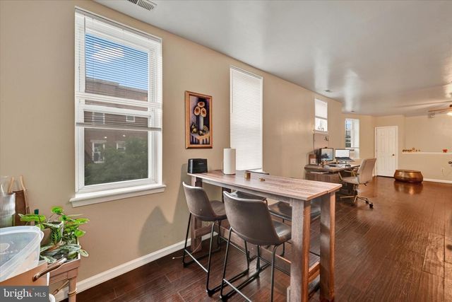 2072 LINDEN AVE, Baltimore, MD 21217