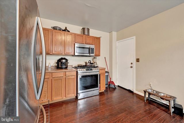 2072 LINDEN AVE, Baltimore, MD 21217