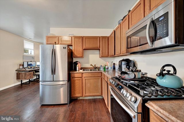 2072 LINDEN AVE, Baltimore, MD 21217