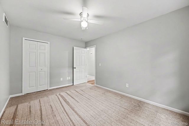 3630 Highland Boulevard, Highland Charter Township, MI 48356