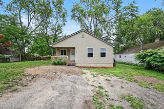 3630 Highland Boulevard, Highland Charter Township, MI 48356