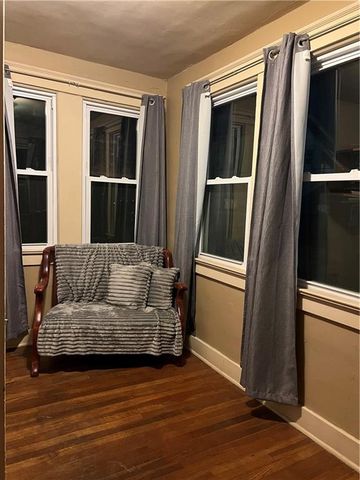 5100 Brookside Boulevard, Kansas City, MO 64112