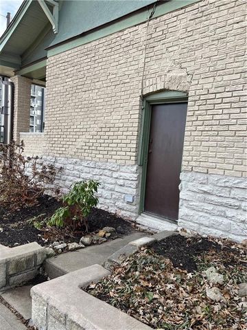 5100 Brookside Boulevard, Kansas City, MO 64112