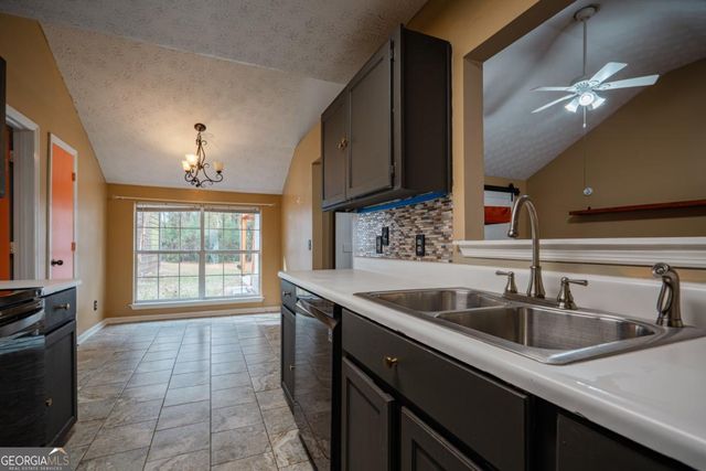 100 Cutoff Way, Richmond Hill, GA 31324