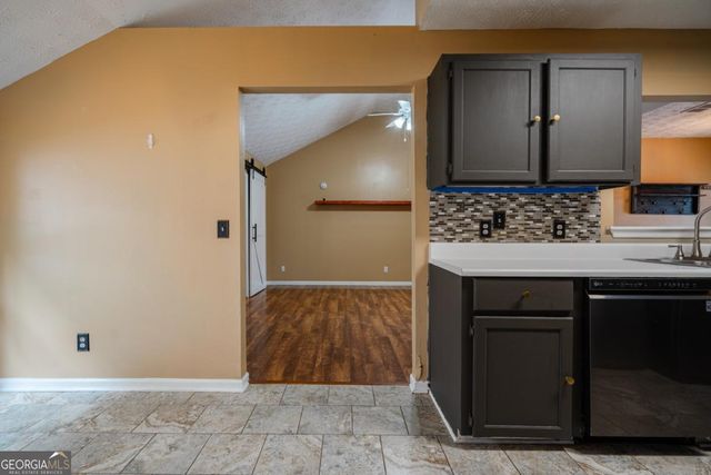 100 Cutoff Way, Richmond Hill, GA 31324