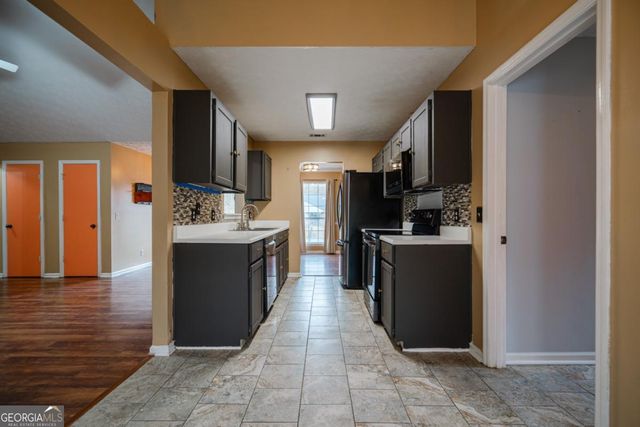 100 Cutoff Way, Richmond Hill, GA 31324