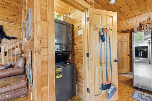 2355 Wingspan Drive, Sevierville, TN 37876