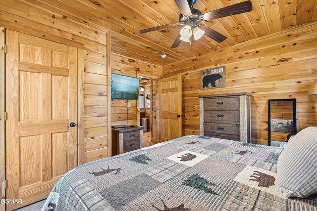 2355 Wingspan Drive, Sevierville, TN 37876