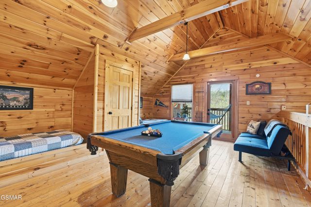 2355 Wingspan Drive, Sevierville, TN 37876