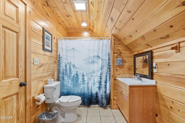 2355 Wingspan Drive, Sevierville, TN 37876