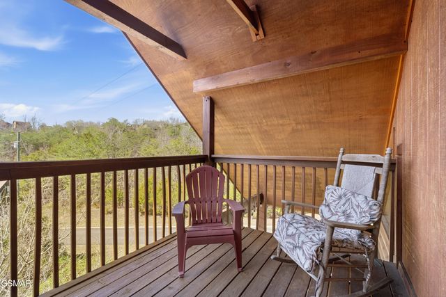 2355 Wingspan Drive, Sevierville, TN 37876