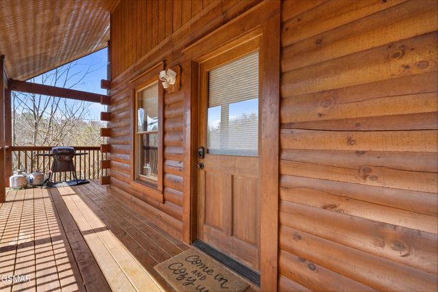 2355 Wingspan Drive, Sevierville, TN 37876