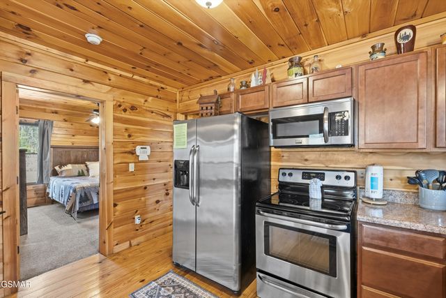 2355 Wingspan Drive, Sevierville, TN 37876