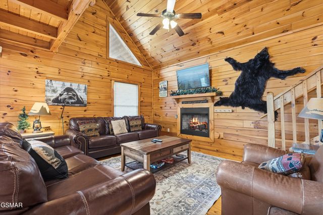 2355 Wingspan Drive, Sevierville, TN 37876