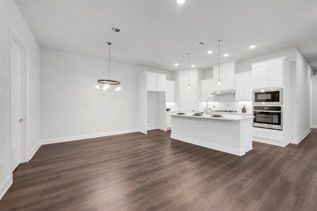 1410 Roundup Way, Argyle, TX 76226