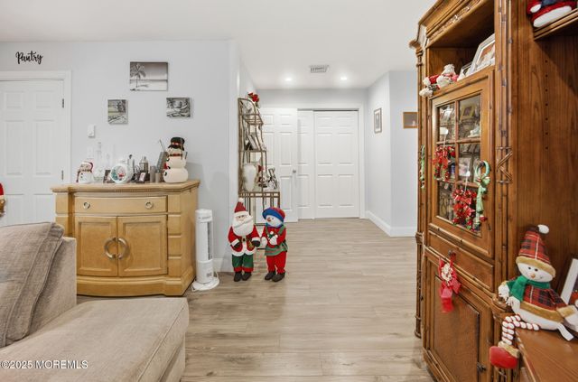 7B Canton Drive, Whiting, NJ 08759