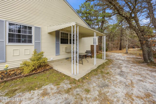 7B Canton Drive, Whiting, NJ 08759