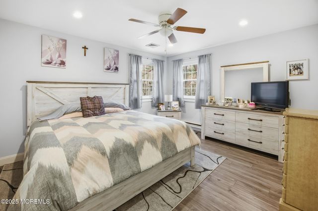 7B Canton Drive, Whiting, NJ 08759