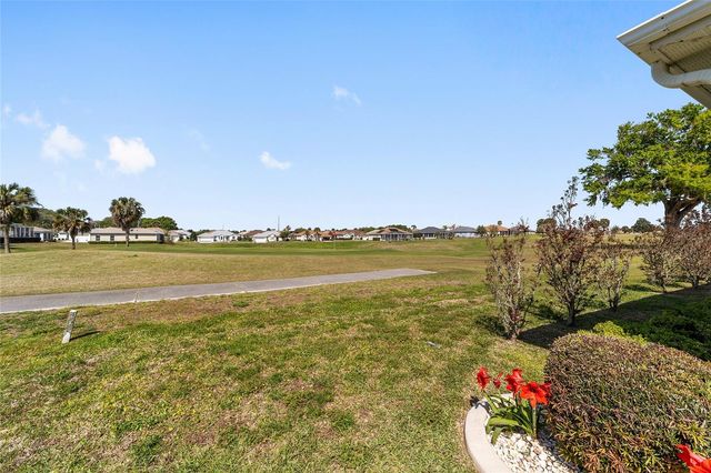 5751 NW 25TH LOOP, Ocala, FL 34482