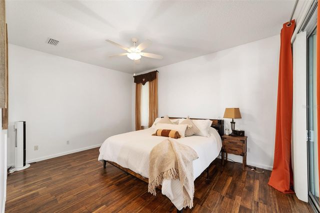 5751 NW 25TH LOOP, Ocala, FL 34482