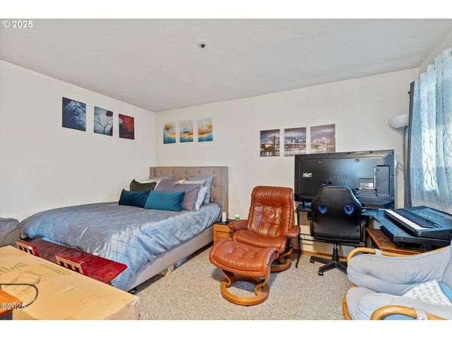 507 Nw ALPINE St 204, Newport, OR 97365