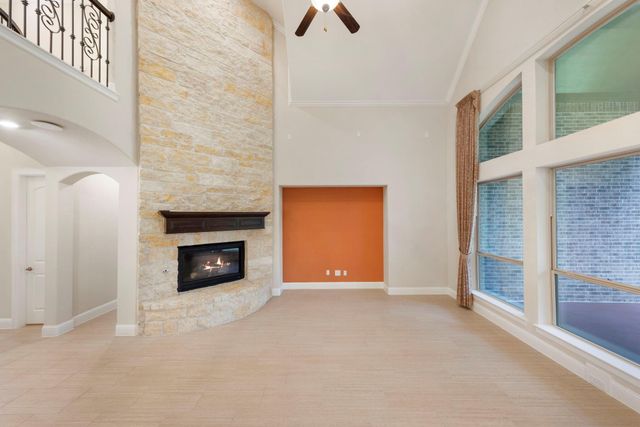 1006 Blossom Field Lane, Pinehurst, TX 77362