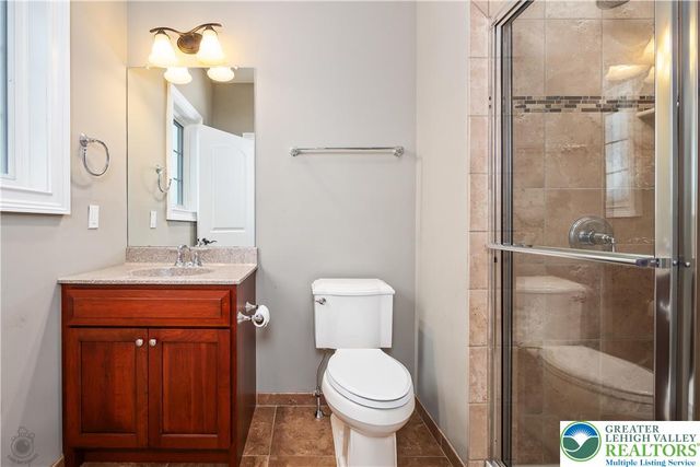 1970 Carriage Knoll Drive, Bethlehem City, PA 18015