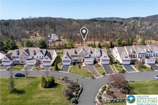 1970 Carriage Knoll Drive, Bethlehem City, PA 18015