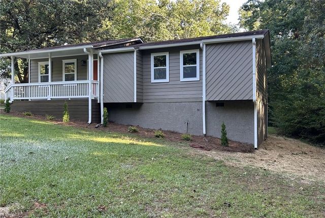 2683 Legion Lake Road, Douglasville, GA 30135