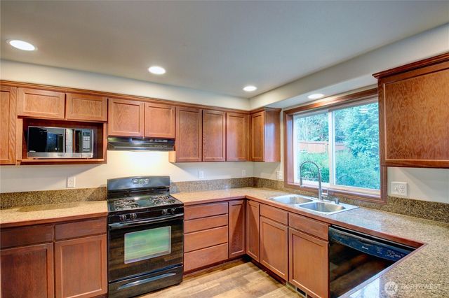 1123 Shantel Street, Mount Vernon, WA 98274