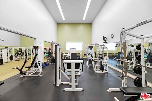 2628 Claray Drive, Los Angeles, CA 90077