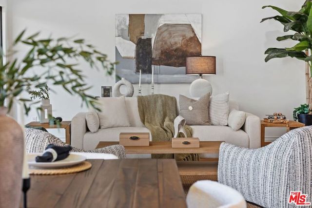 2628 Claray Drive, Los Angeles, CA 90077