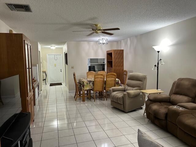 109 Lake Susan Drive, West Palm Beach, FL 33411