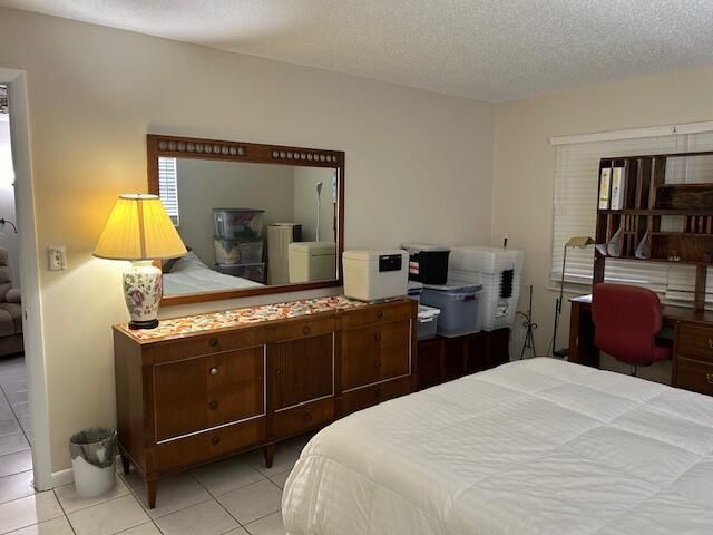 109 Lake Susan Drive, West Palm Beach, FL 33411