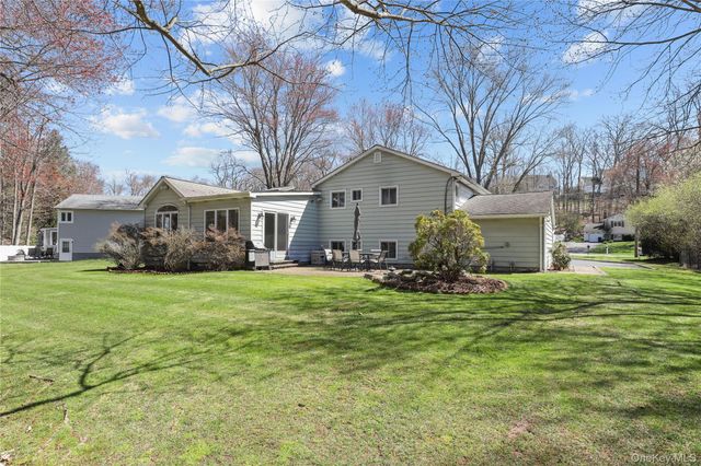 2378 Pine Grove Court, Yorktown Heights, NY 10598