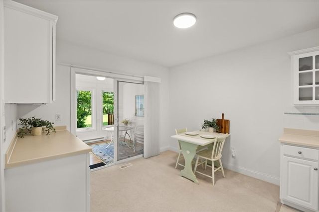 9 Blue Meadow Ct 9, Bourne, MA 02532