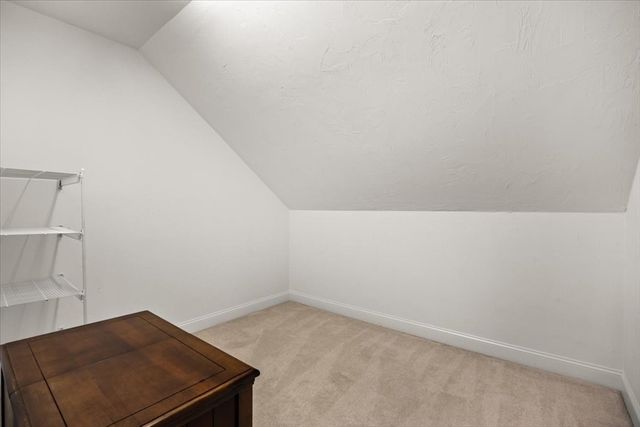 9 Blue Meadow Ct 9, Bourne, MA 02532