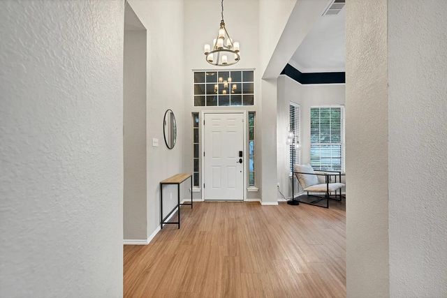 11306 Avering LN, Austin, TX 78754