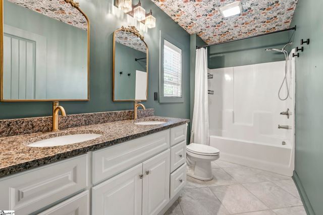 211 Pennwood Lane, Greenville, SC 29609