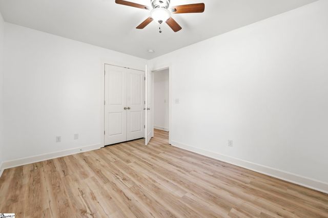 211 Pennwood Lane, Greenville, SC 29609