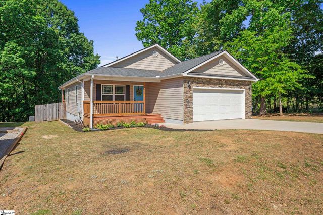 211 Pennwood Lane, Greenville, SC 29609
