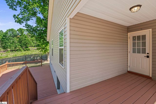 211 Pennwood Lane, Greenville, SC 29609