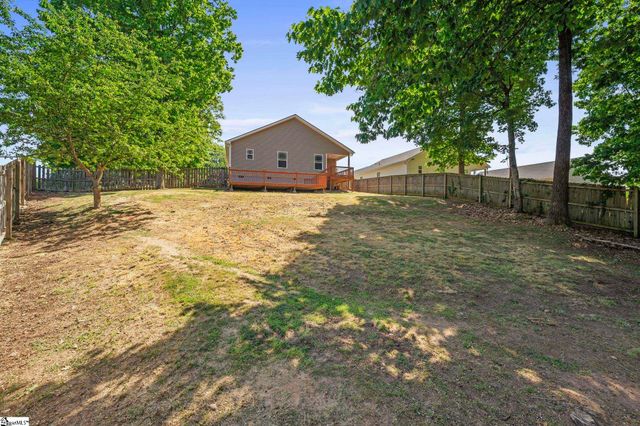 211 Pennwood Lane, Greenville, SC 29609