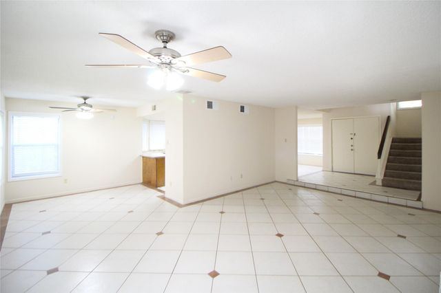 1931 Vinces Bridge, Sugar Land, TX 77478