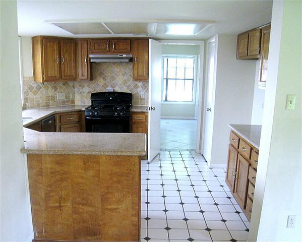 1931 Vinces Bridge, Sugar Land, TX 77478